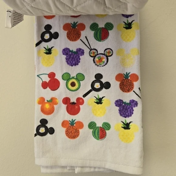 Disney Mickey Mouse Shaped Food Kitchen 3 Piece Set - Picture 4 of 7